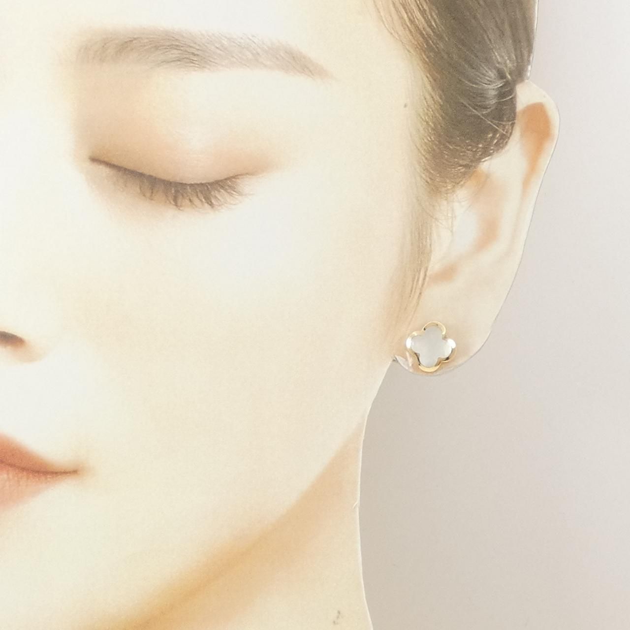 Van Cleef & Arpels Pure Alhambra Earrings — view 4
