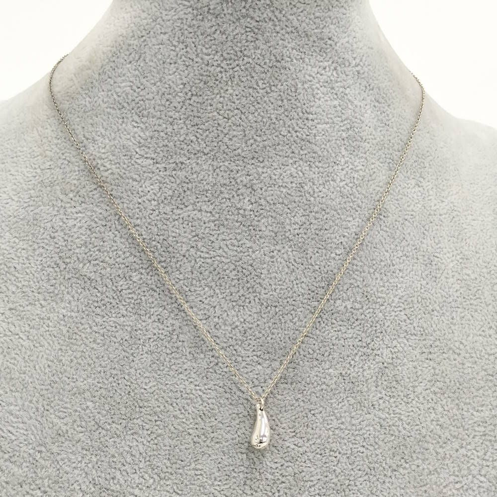 Tiffany & Co Teardrop Necklace Silver — view 9