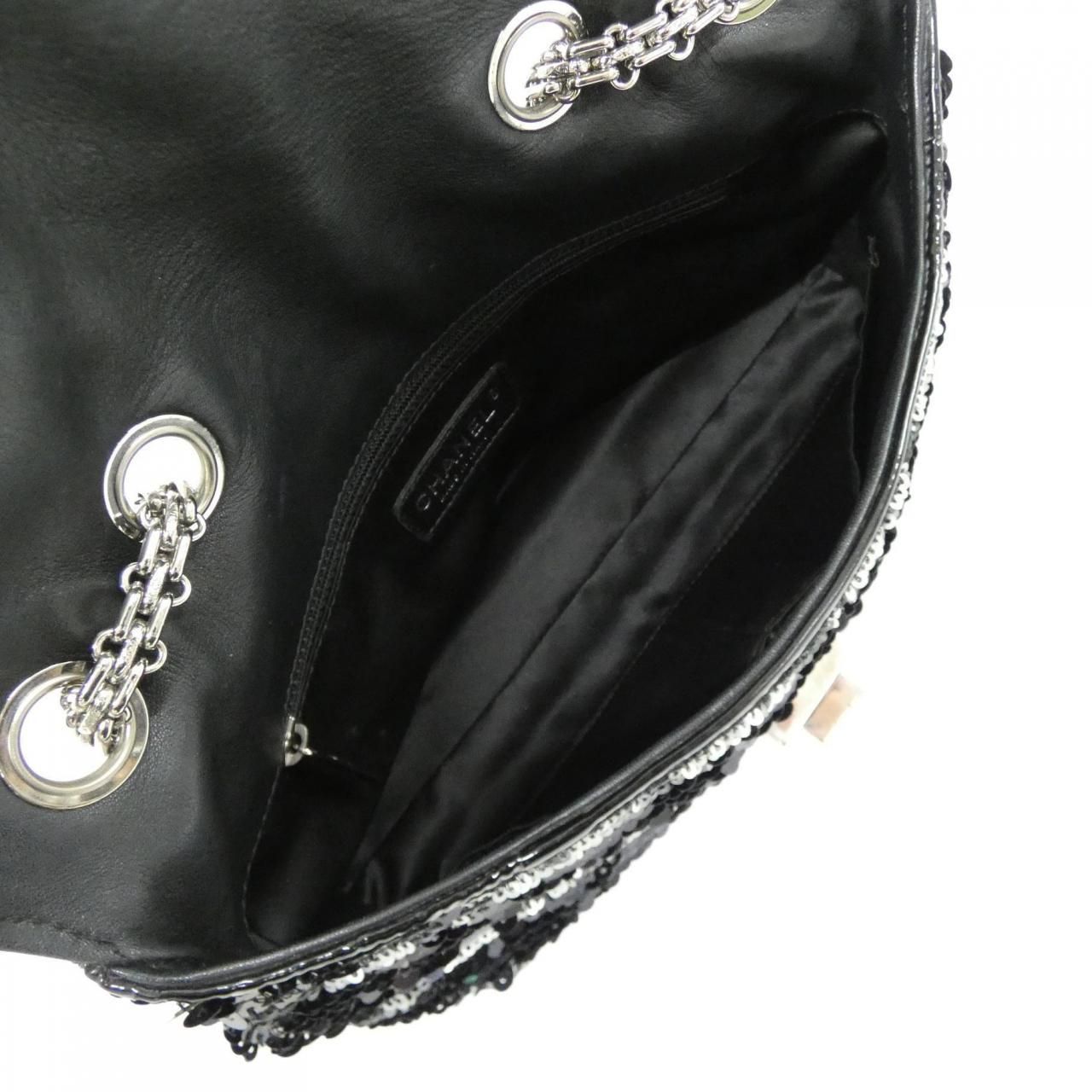 Chanel Shoulder Bag Black — view 9