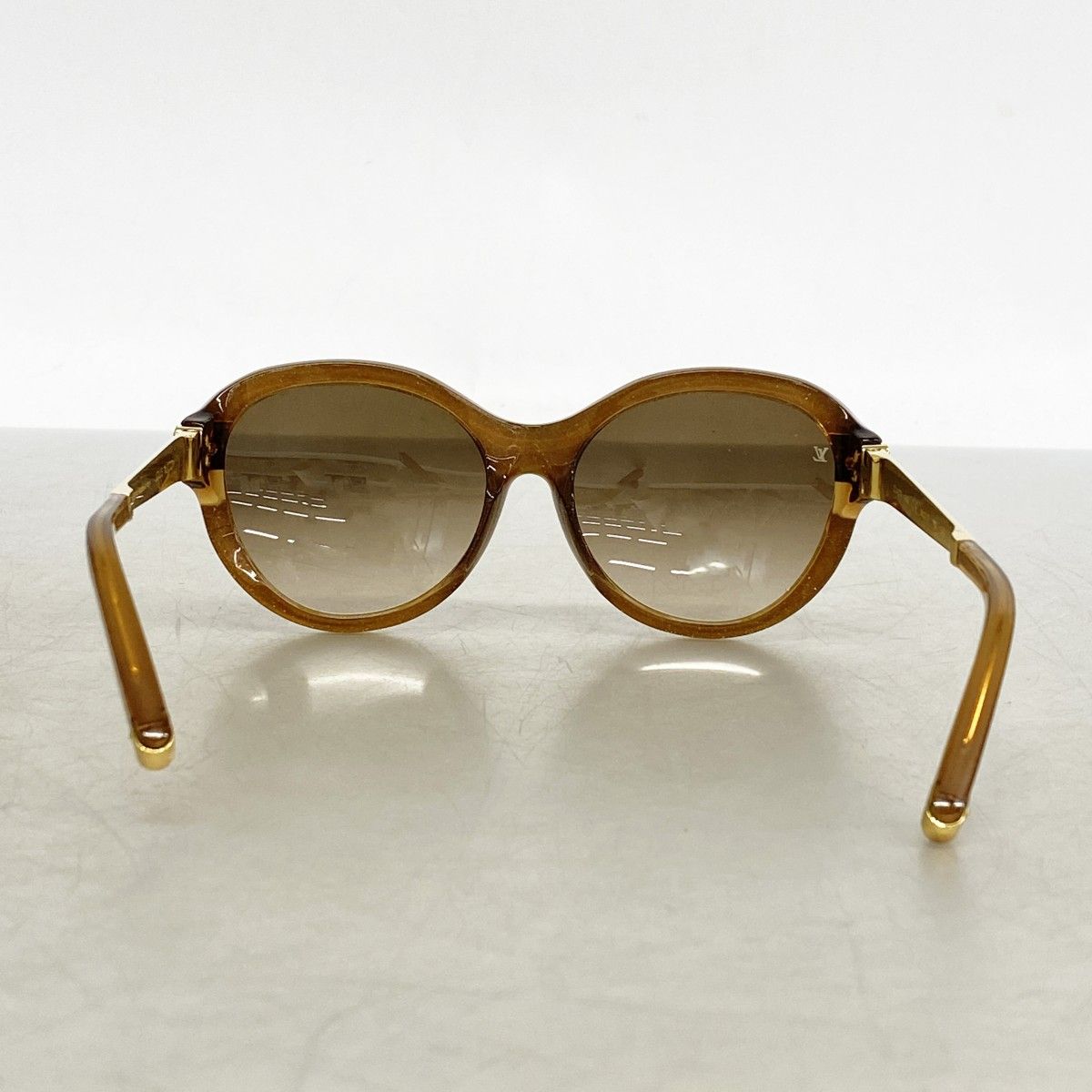 Louis Vuitton Sunglasses Petit Sucon Cat Eye Brown Eyewear — view 8