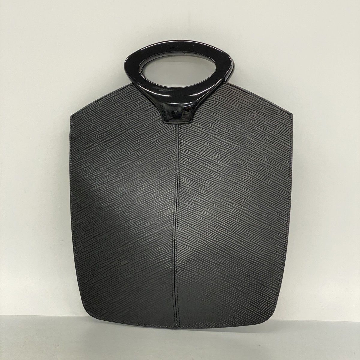 Louis Vuitton Handbag Epi Demilune Noir — view 8
