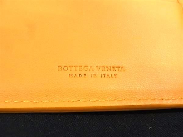 Bottega Veneta Leather Wallet Yellow — view 6