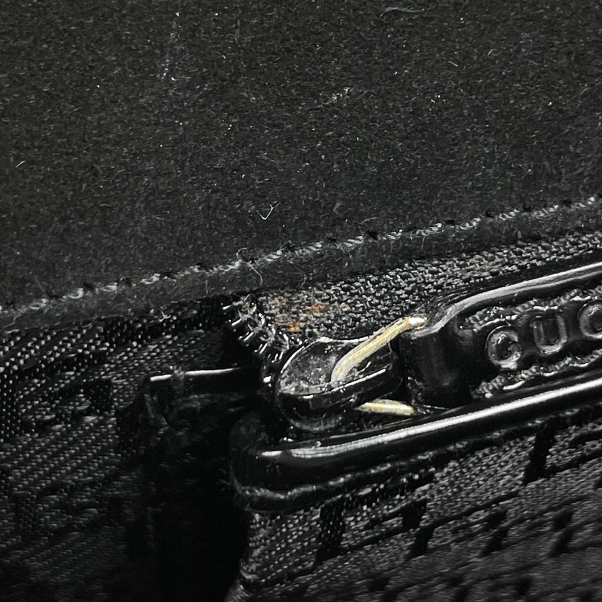 Gucci Logo Shoulder Bag Canvas Black — view 9