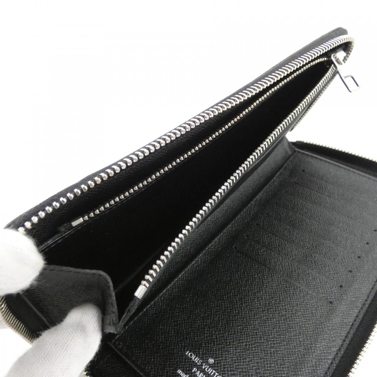 Louis Vuitton Damier Graphite Wallet — view 8