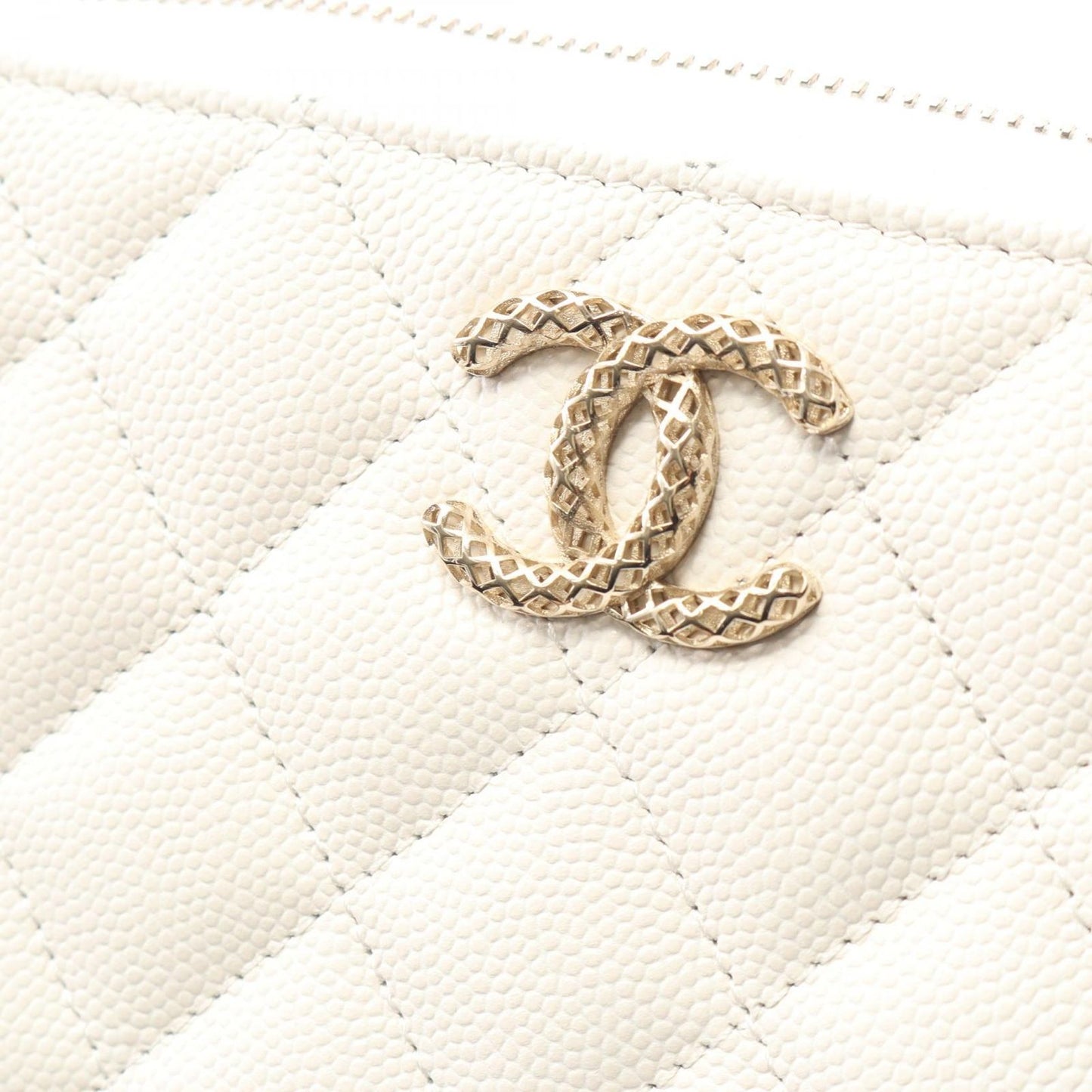 Chanel Round Wallet Quilted White Cowhide — view 7