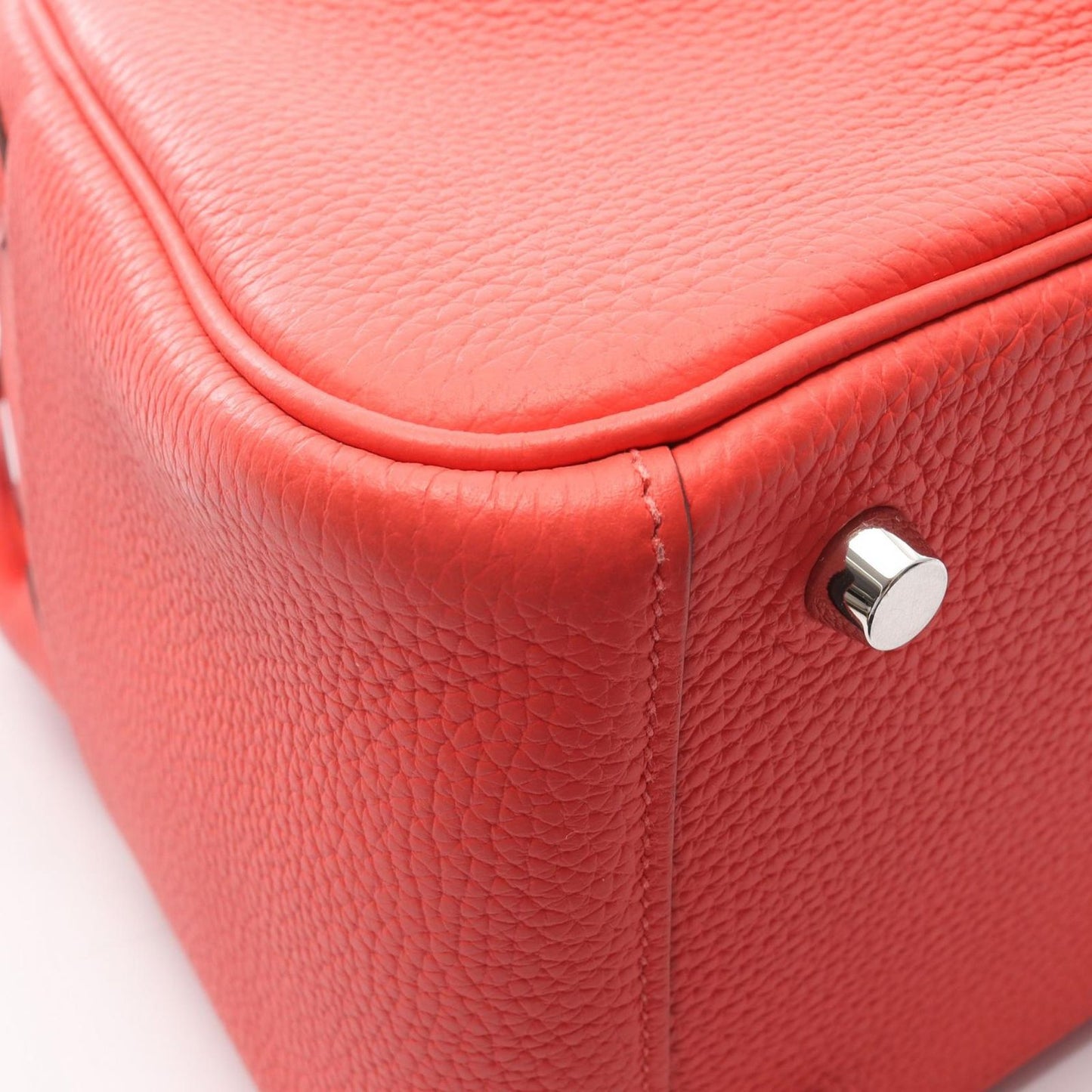 Hermes Shoulder Bag Lindy 26 Rouge Pivoine Leather — view 8