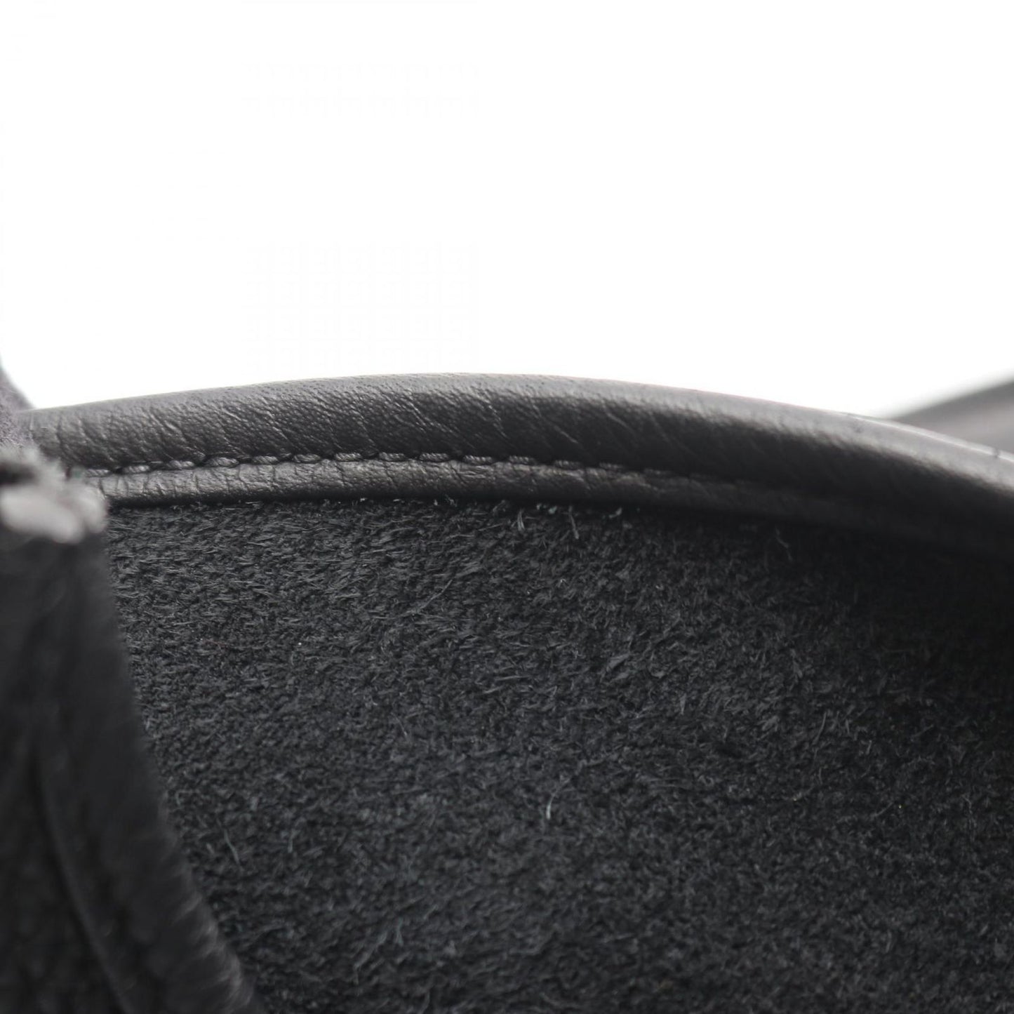 Hermes Shoulder Bag Evelyne 3 Trois PM Black Leather — view 8
