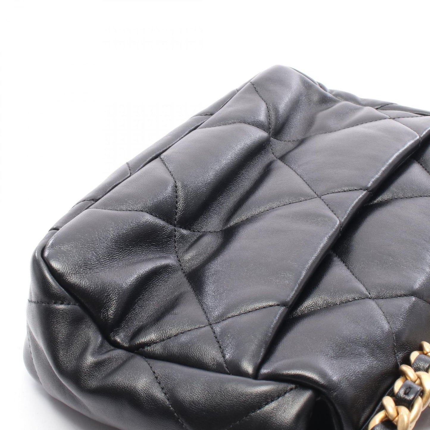Chanel Shoulder Bag 19 D'isneuf Quilted 2-Way Black Leather 19 Chain — view 8