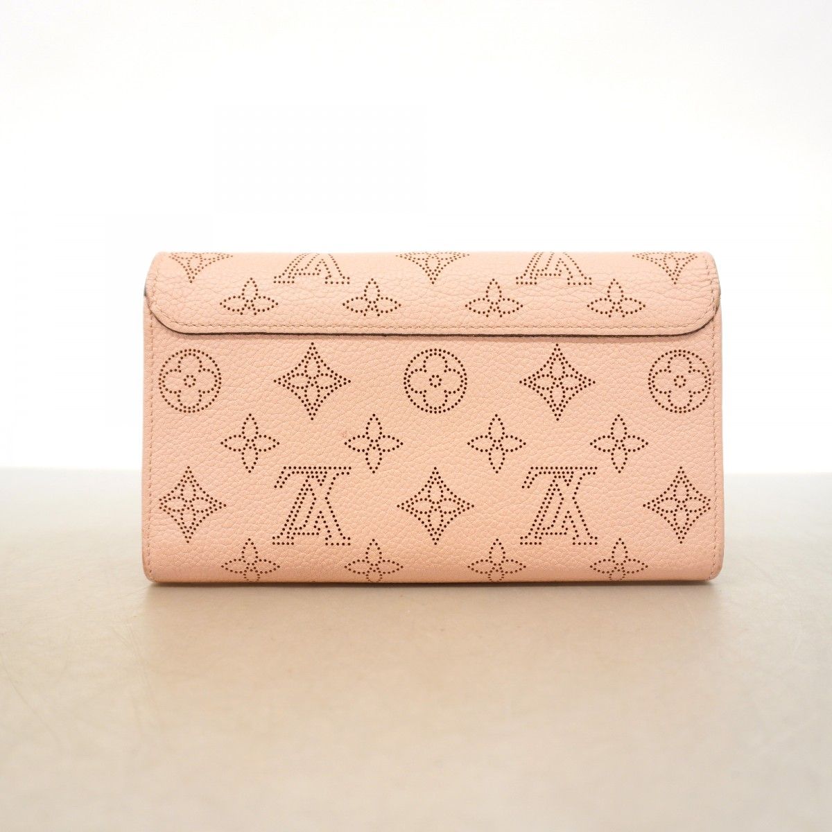 Louis Vuitton Wallet Mahina Portefeuille Iris Magnolia — view 9