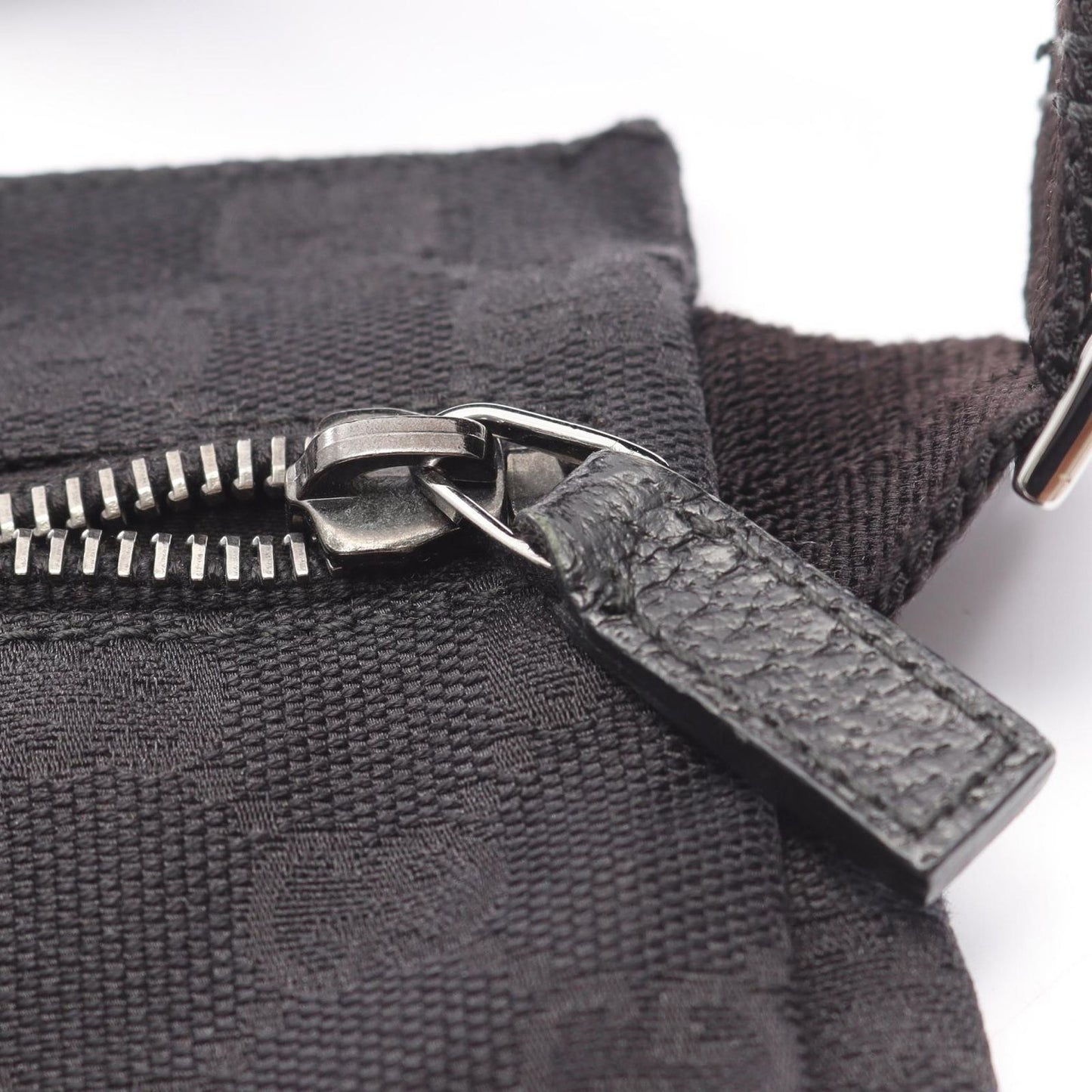 Gucci Waist Bag GG Canvas Black — view 6