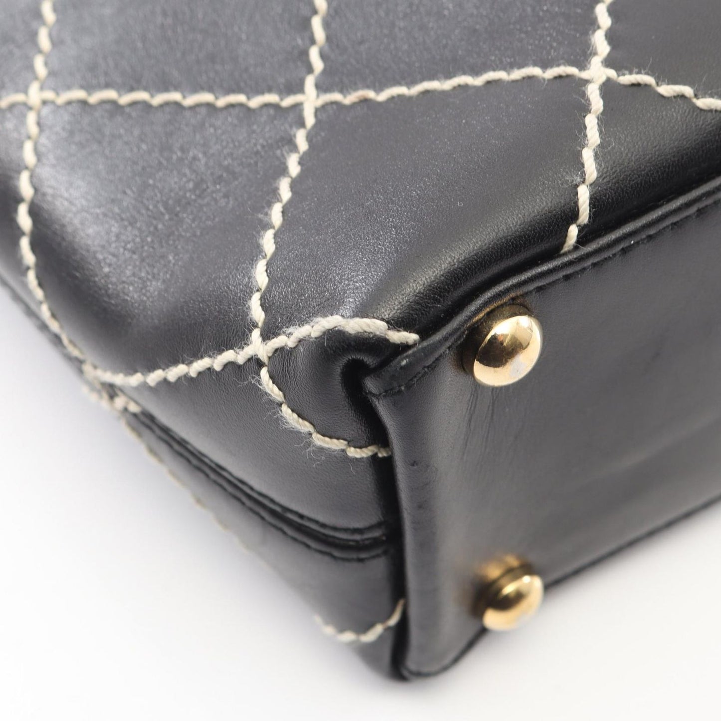 Chanel Tote Wild Stitch Black Leather — view 9