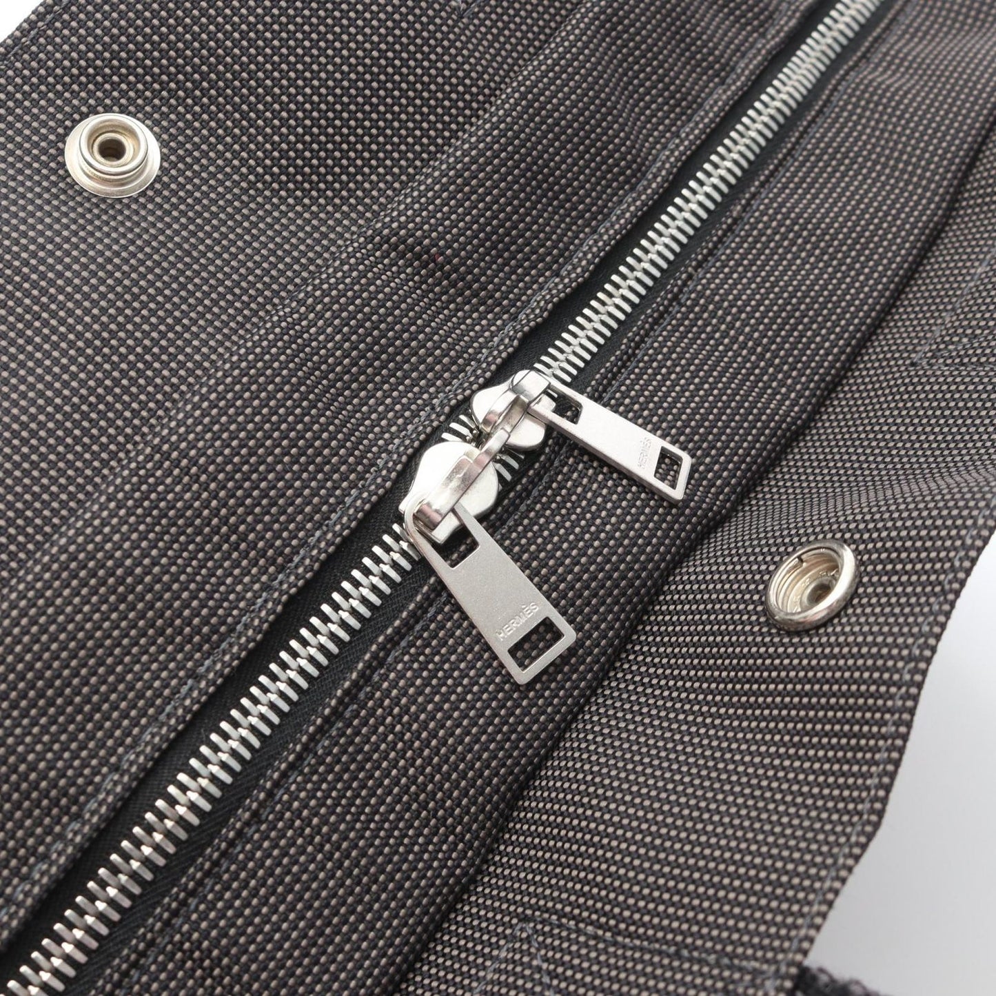 Hermes Tote Her Line MM Gray Her — view 8