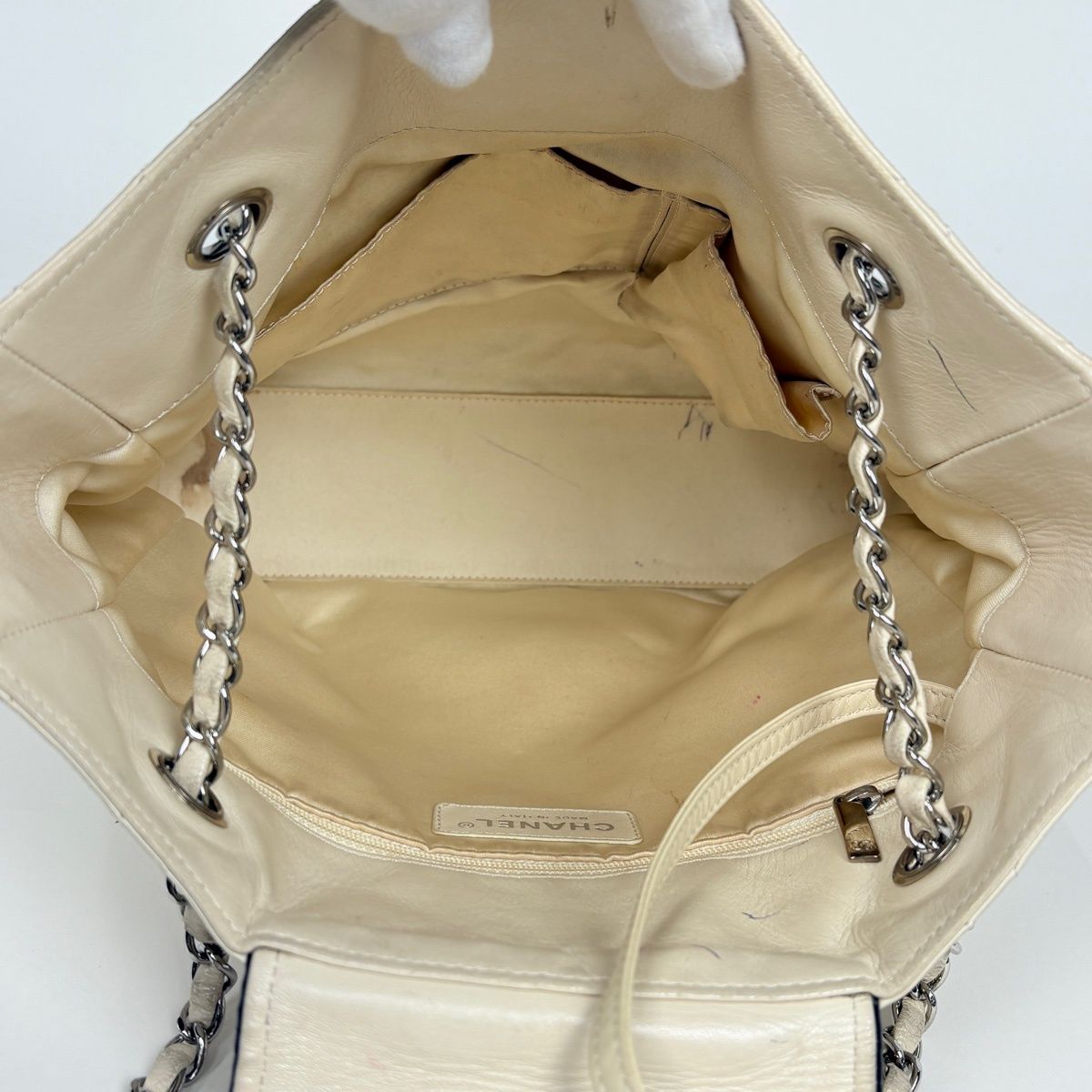 Chanel East Waist 2.55 Tote 2-Way Chain Leather Ivory — view 9