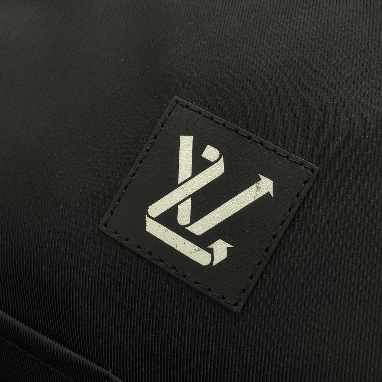 Louis Vuitton LV Snow Backpack Multi Pocket Sac — view 8