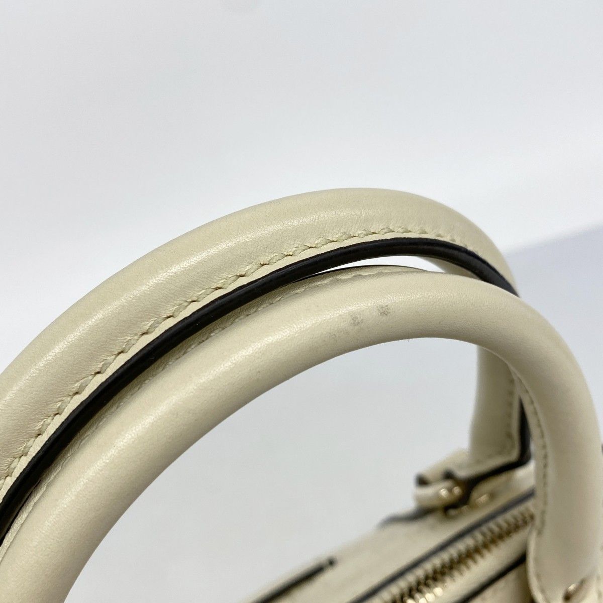 Gucci Handbag Micro Guccissima Leather White Champagne Gold 2-Way Bag — view 9