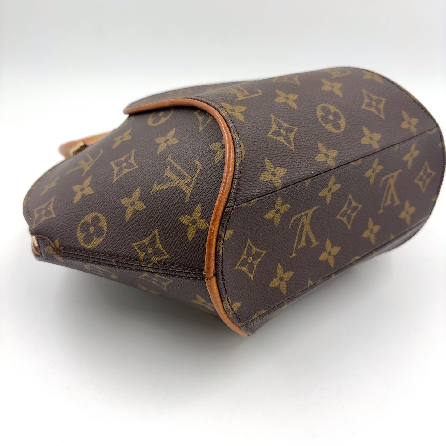 Louis Vuitton Ellipse PM Monogram Leather Brown Handbag Gold — view 9