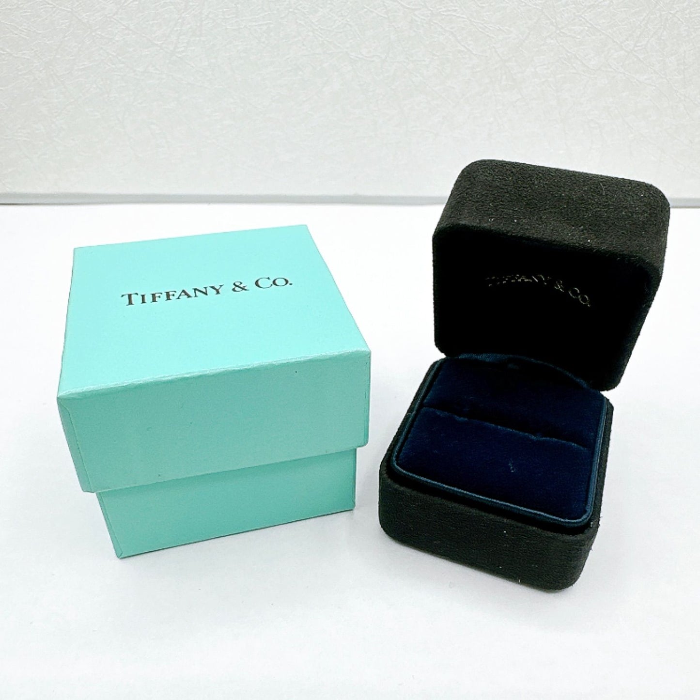 Tiffany & Co Dots Diamond Platinum Ring — view 8