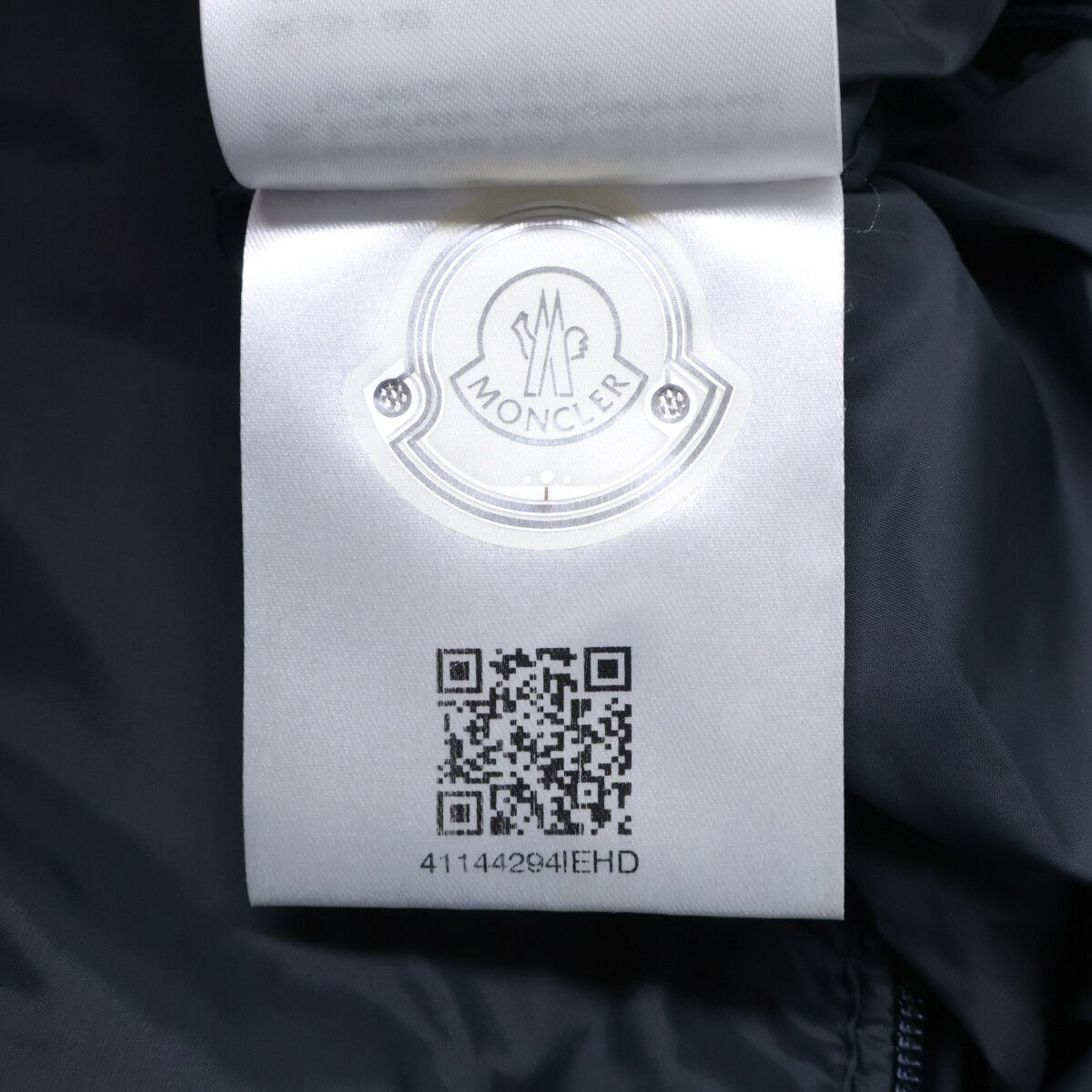Moncler Montgenevre Wool Down Jacket with Hood — view 9
