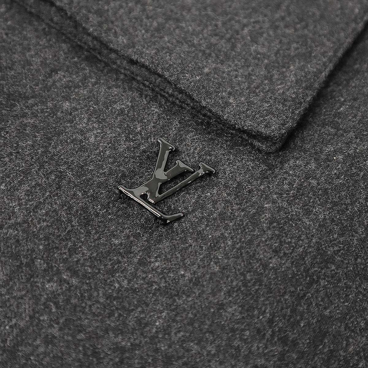 Louis Vuitton Reversible Coat — view 9
