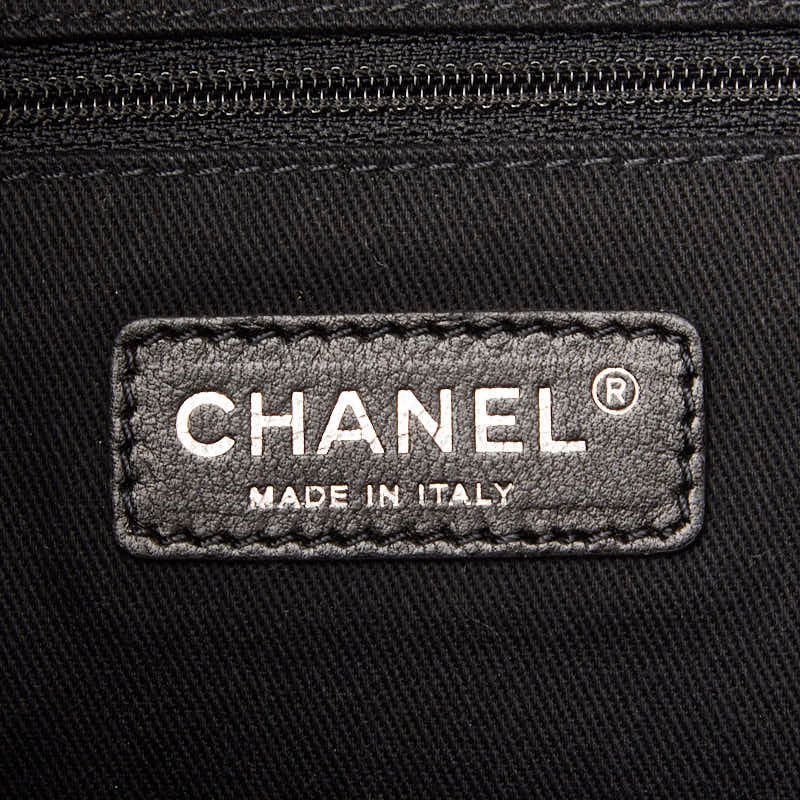 Chanel 2.55 CC Logo Quilted Chain Shoulder Bag 2-Way Red Leather — view 9