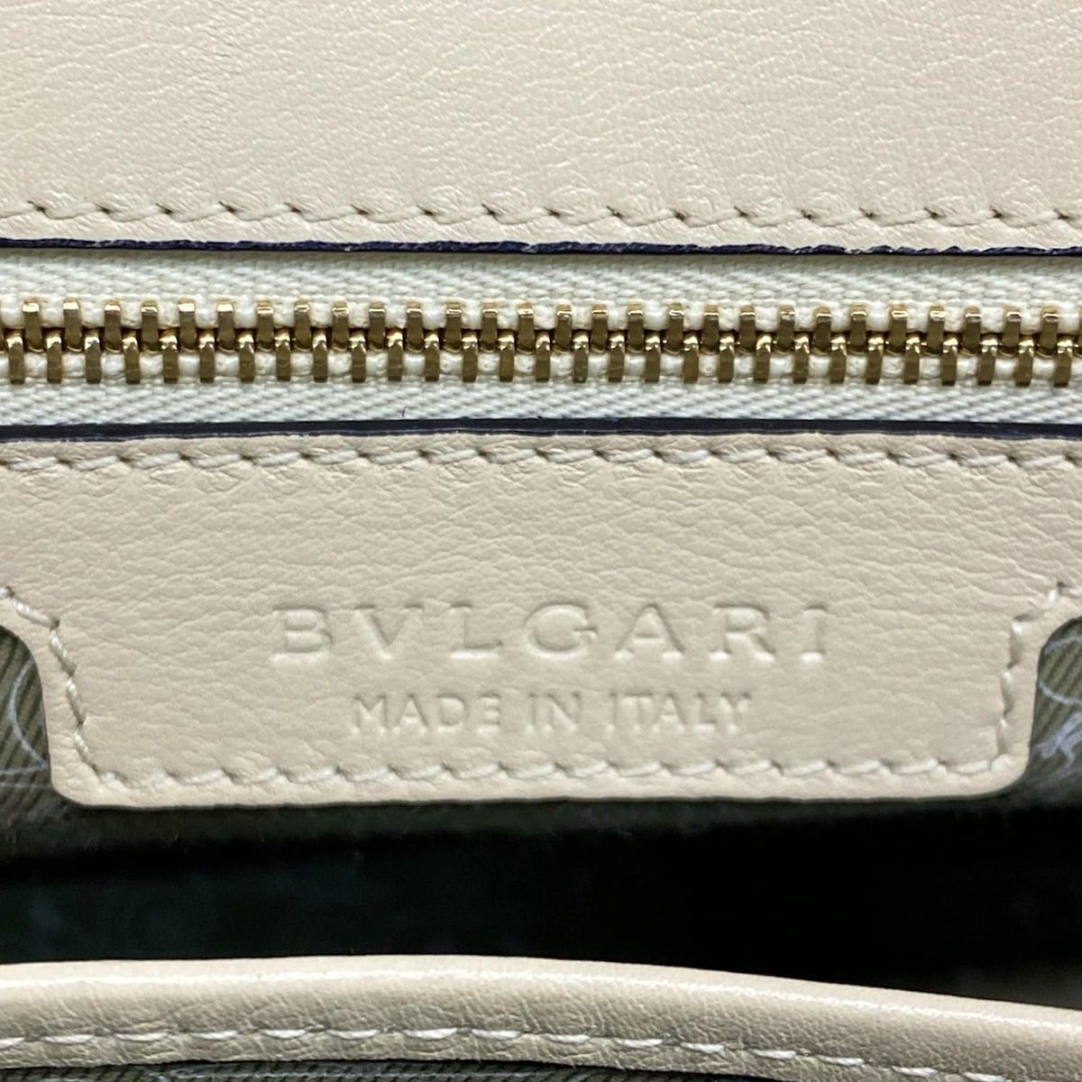 Bvlgari Handbag Isabella Rossellini Ivory Leather — view 9