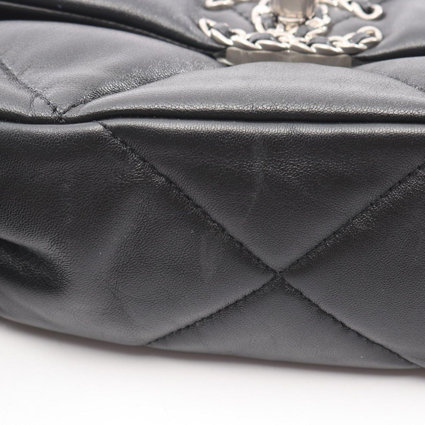 Chanel Shoulder Bag 19 D'isneuf Quilted 2-Way Black Lambskin 19 Chain — view 9
