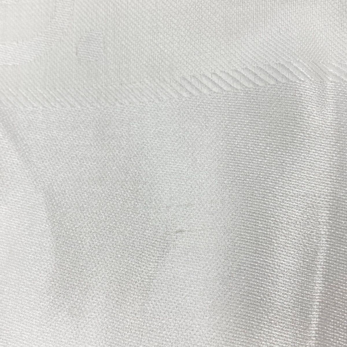Gucci GG Jacquard Silk Wool Shawl White Scarf — view 4