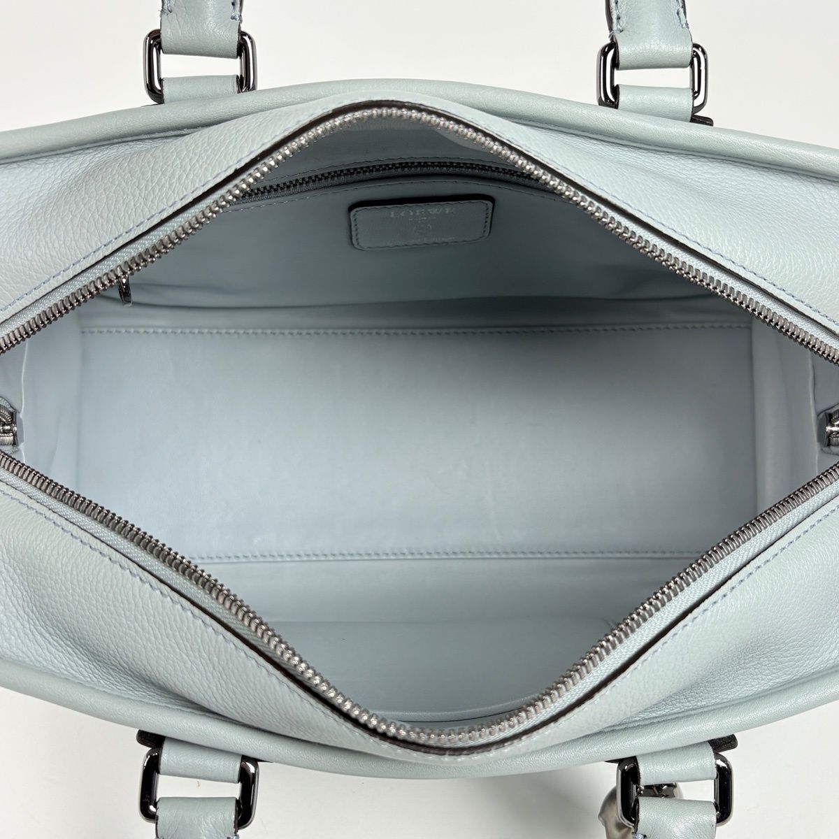 Loewe Amazona 28 Limited Edition Leather Light Blue Handbag — view 7