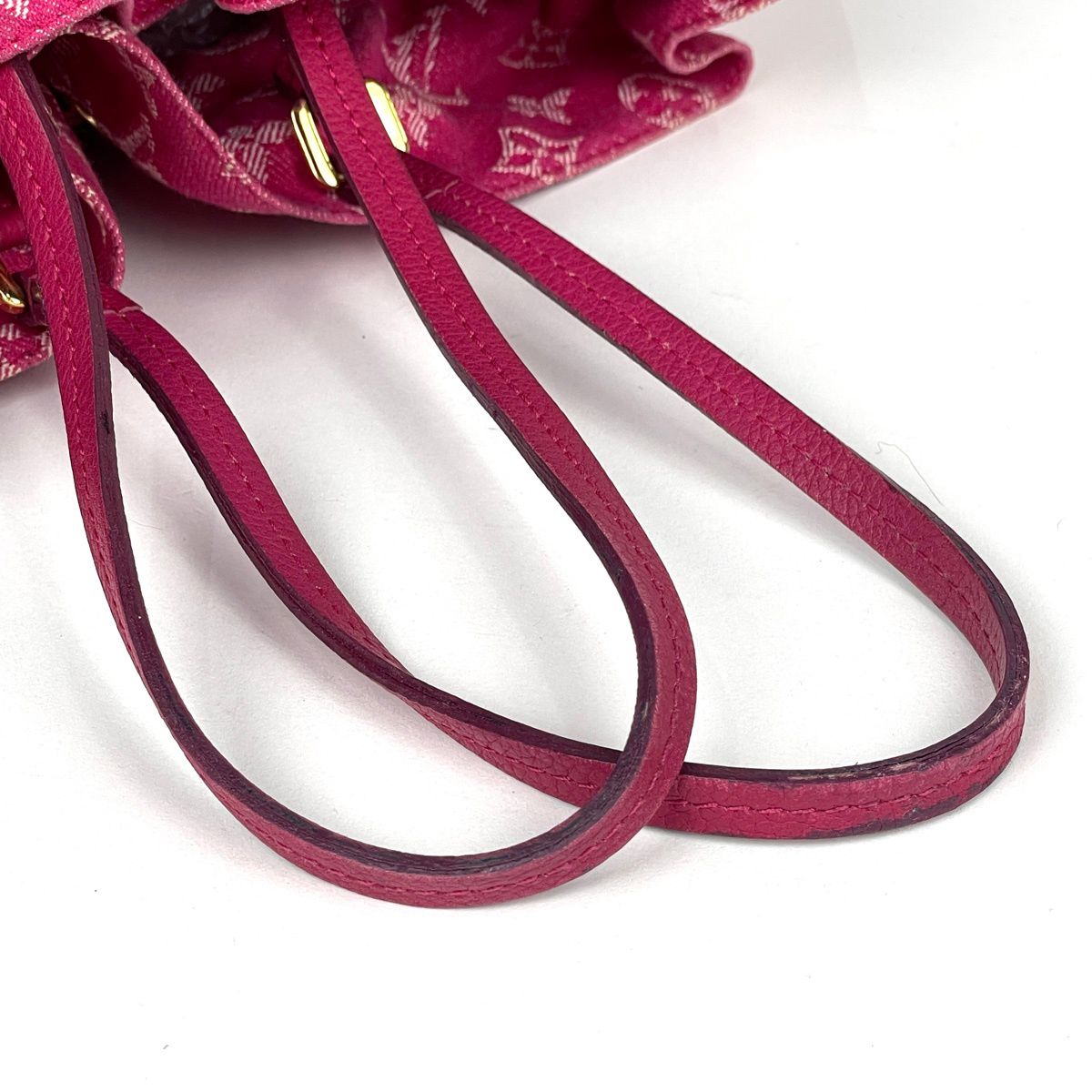 Louis Vuitton Noefle MM Shoulder Bag Drawstring Monogram Denim Pink — view 9