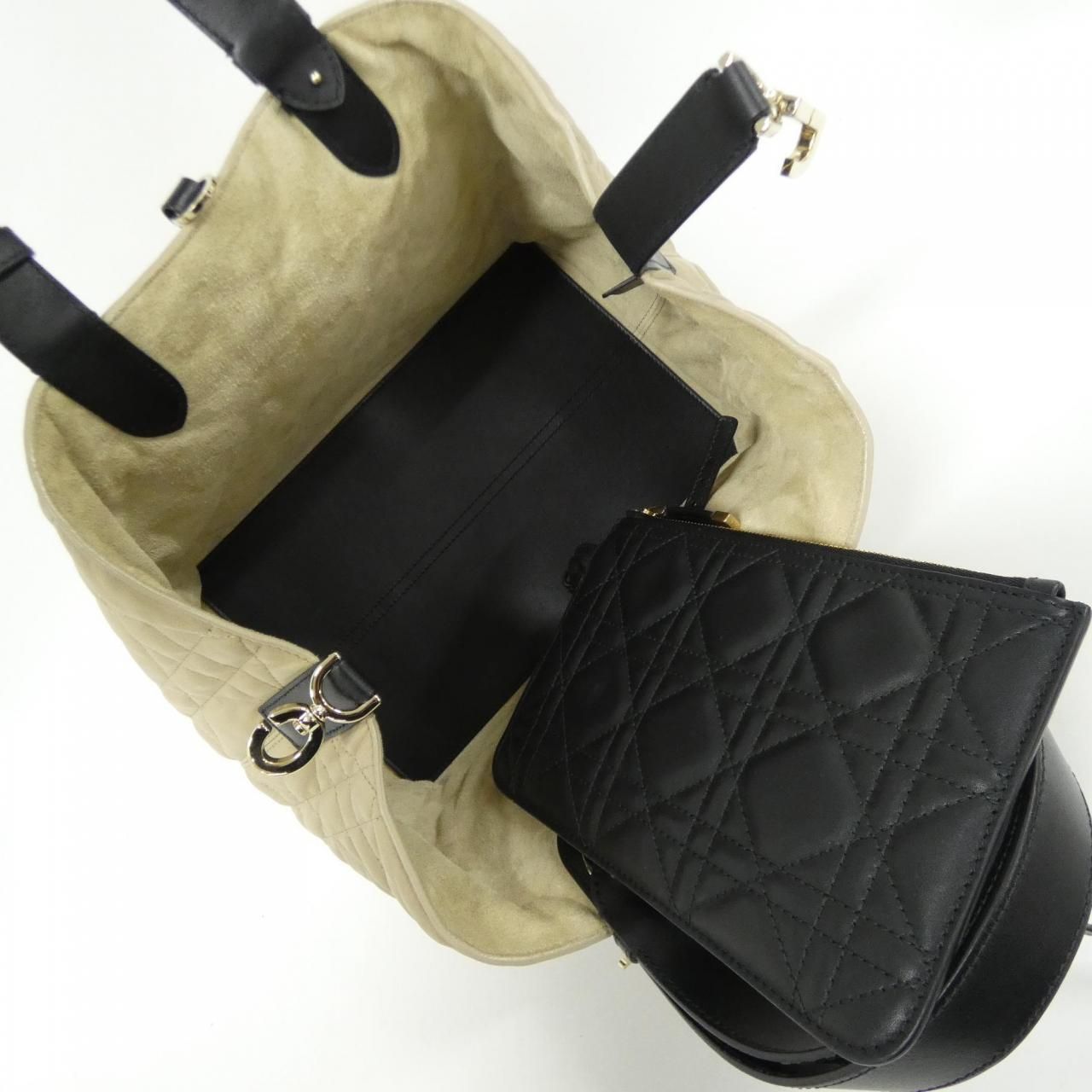 Dior Toujour Bag Handbag Beige — view 9