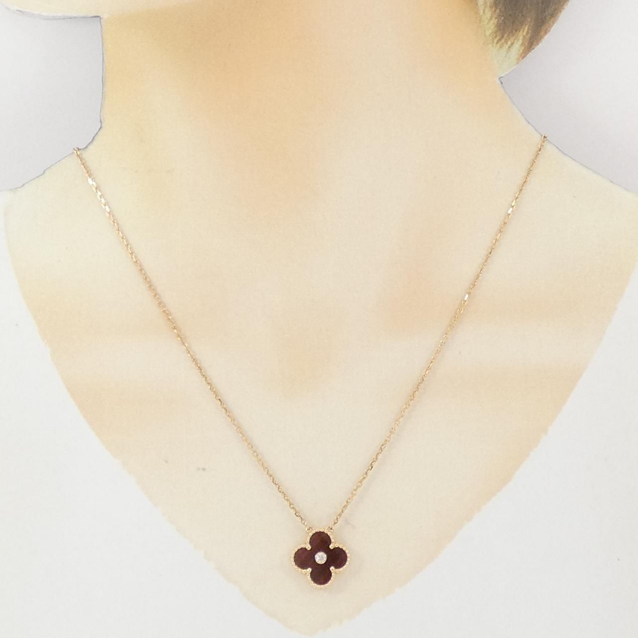 Van Cleef & Arpels Vintage Alhambra Holiday Limited Necklace — view 6