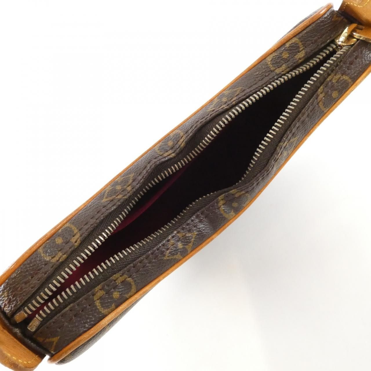 Louis Vuitton Monogram Pochette Croissant Shoulder — view 9