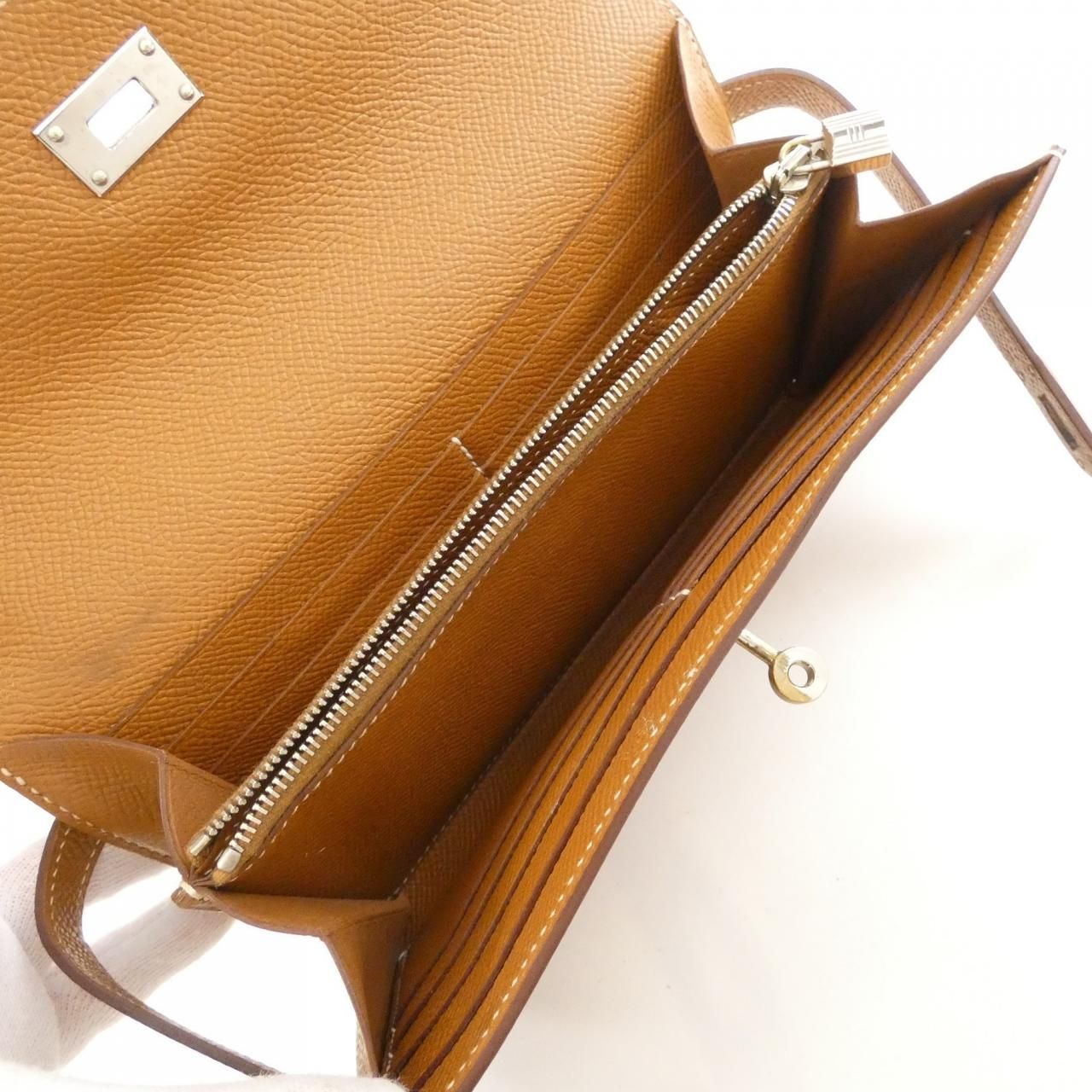 Hermes Kelly Classic Wallet — view 9