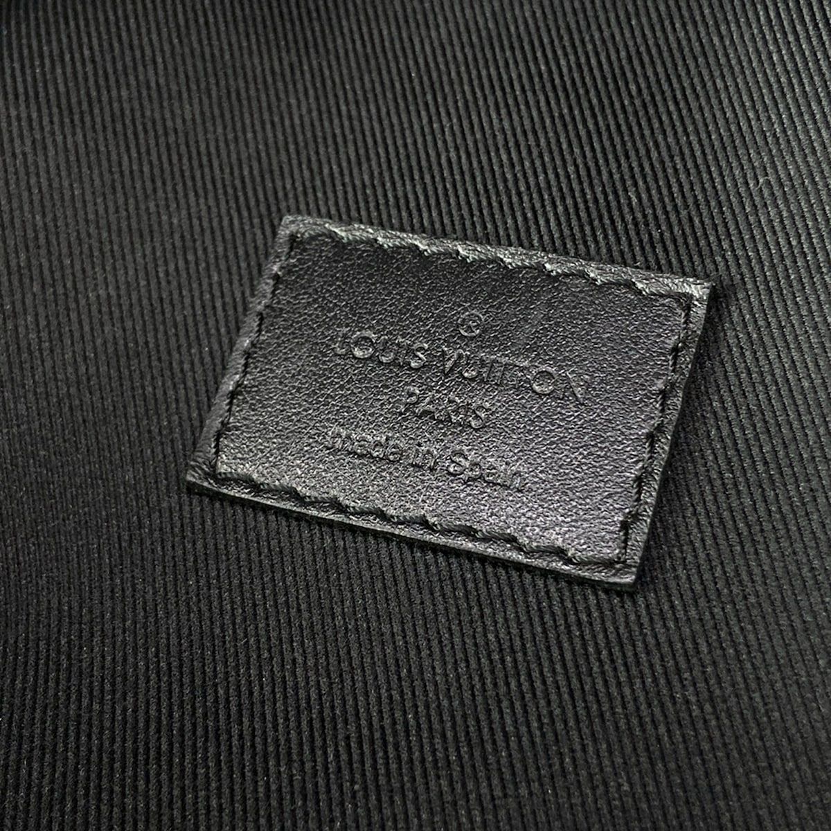Louis Vuitton Waist Pouch Monogram Shadow Discovery Bum Bag PM Noir Leather — view 9