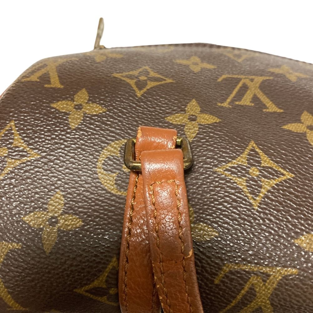 Louis Vuitton Papillon 26 Vintage Monogram Drum Handbag Brown — view 9