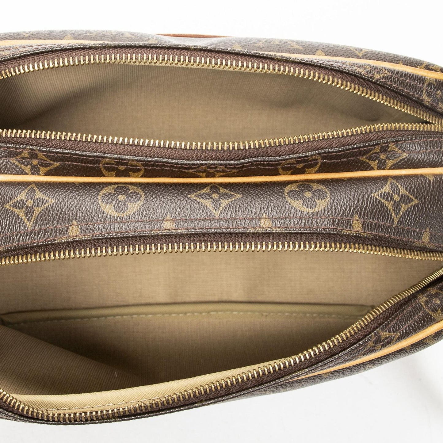 Louis Vuitton Reporter Brown Monogram Canvas Messenger — view 9