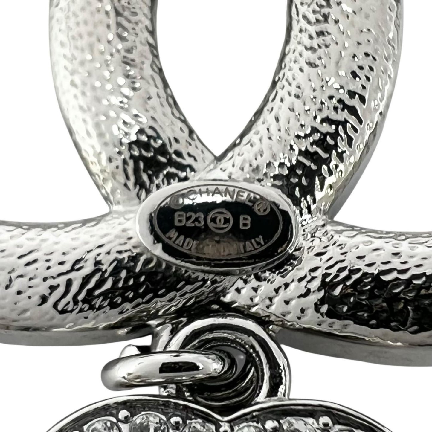 Chanel CC Logo Heart Rhinestone Pin Badge Brooch Silver — view 6