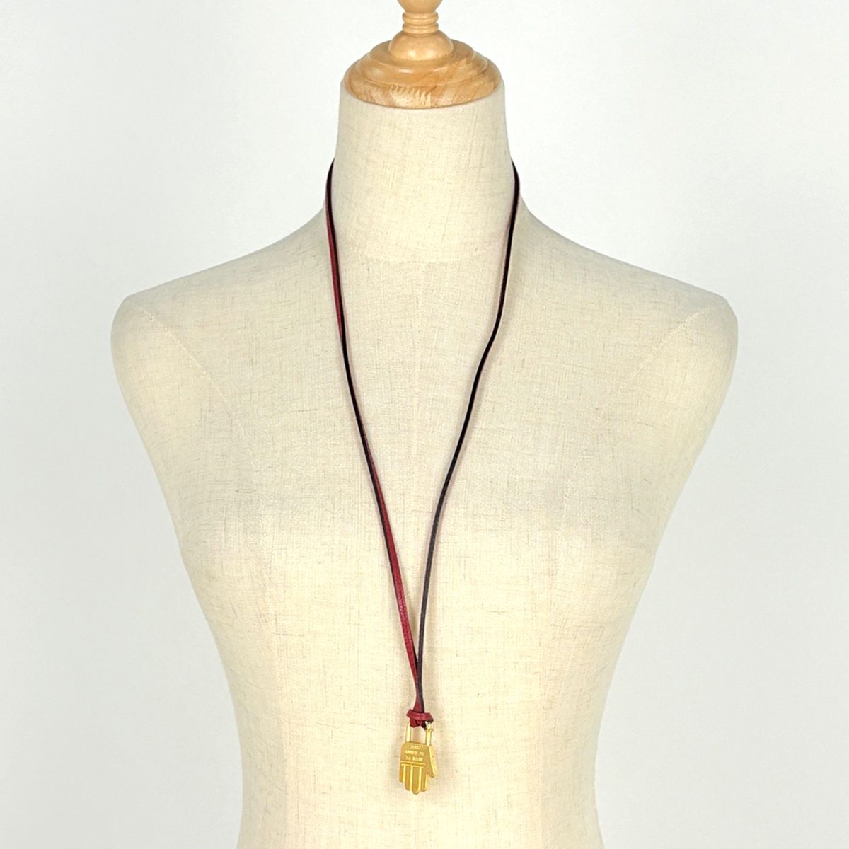 Hermes Cadena Hand Necklace Leather Gold — view 4