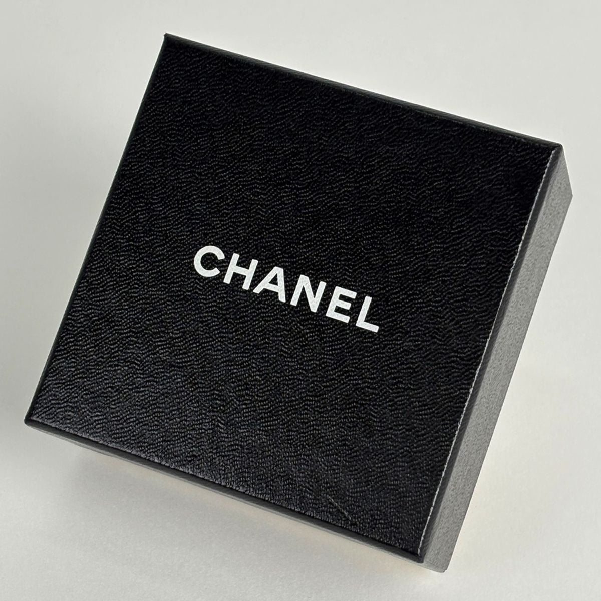 Chanel CC Logo Earrings Swing Diamond Gold Plated — view 5