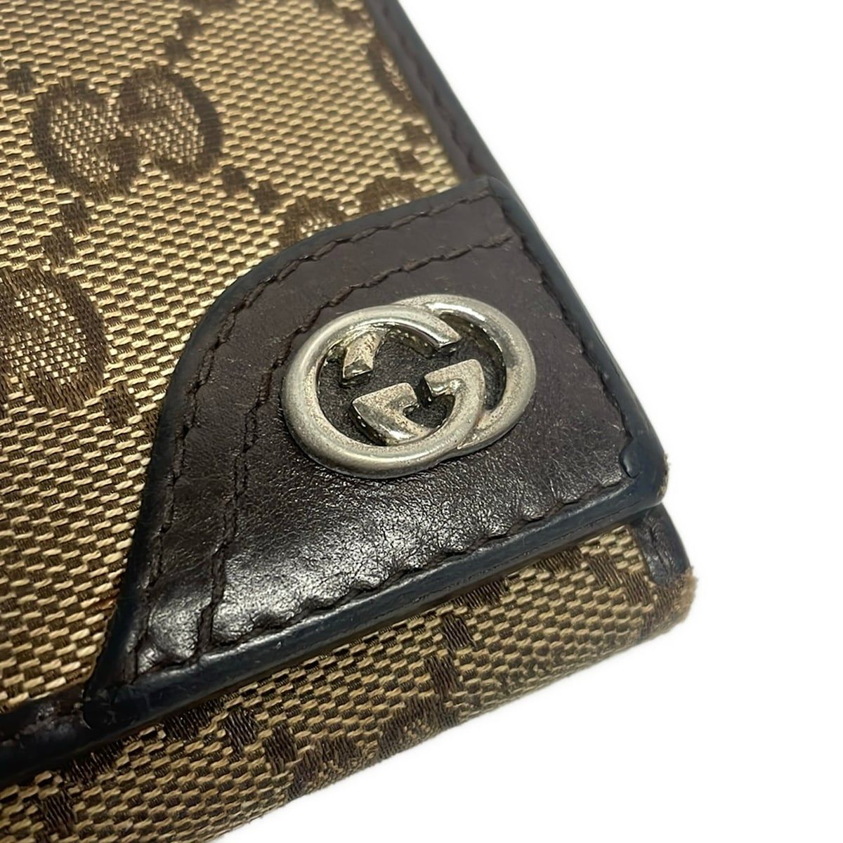 Gucci Wallet Light Brown Dark Silver GG Canvas Interlocking — view 9