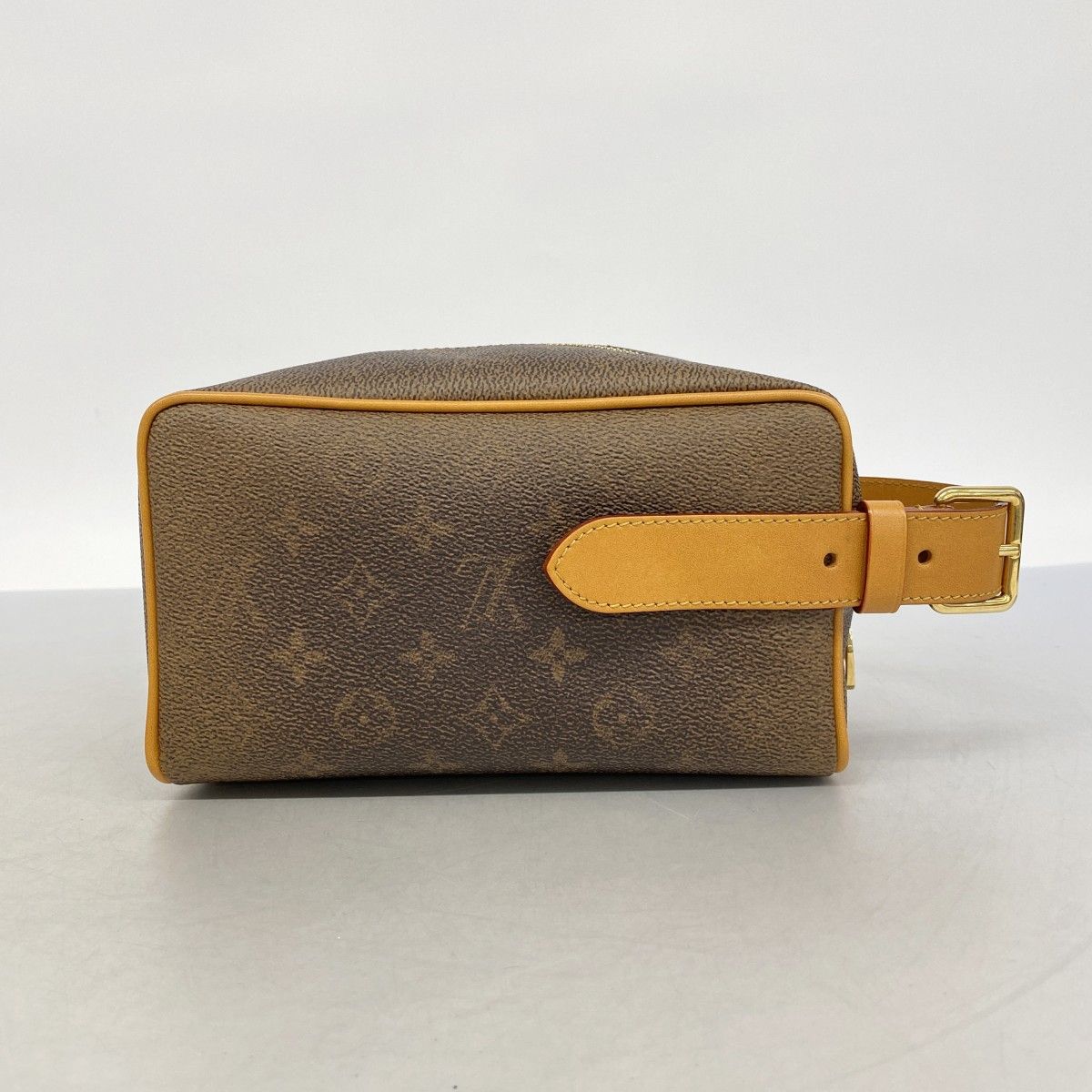 Louis Vuitton Clutch Monogram Rocker Dopp Kit Brown — view 8