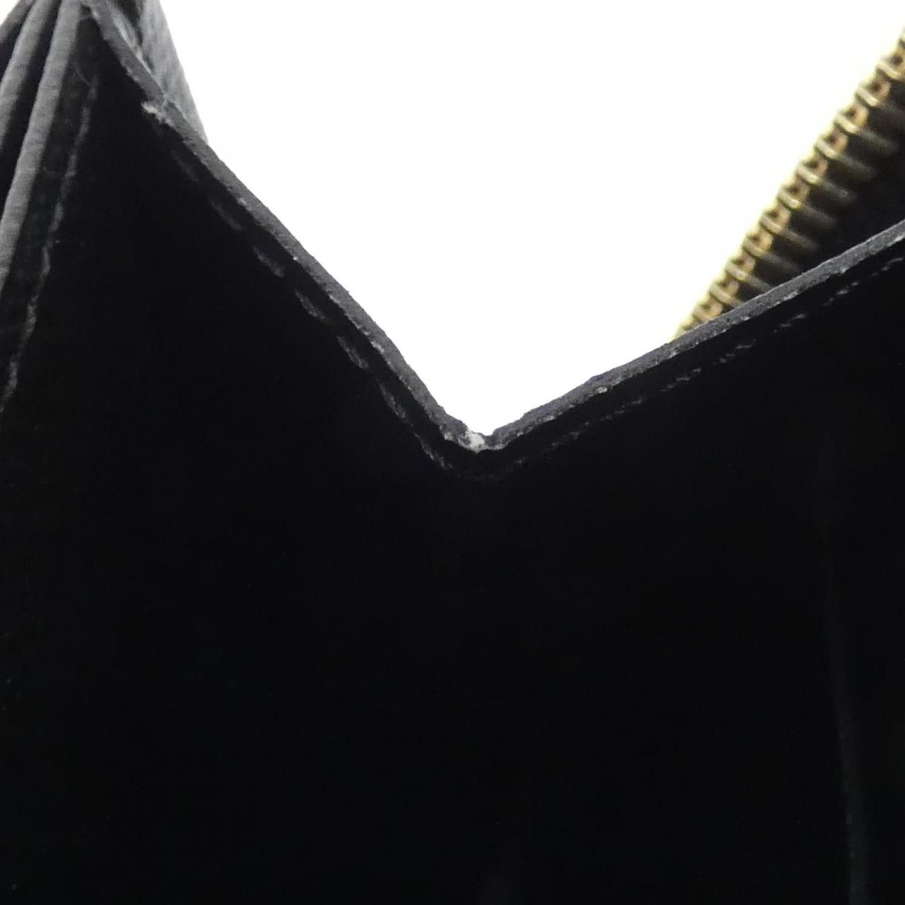 Louis Vuitton Monogram Giant Zippy Wallet — view 7