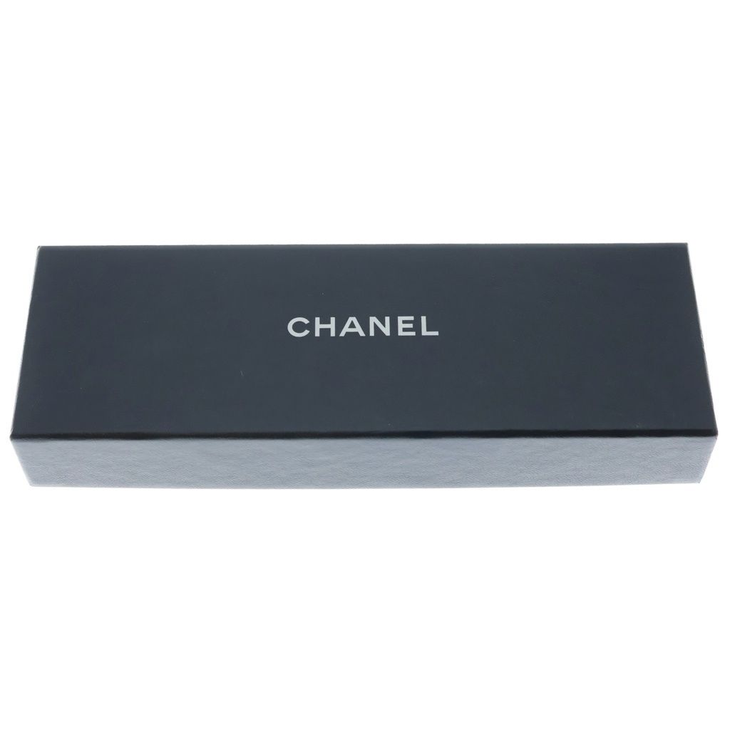 Chanel CC Logo Turnlock Pearl Bracelet Ivory Gold — view 6