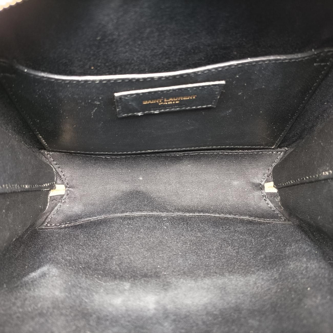 Saint Laurent Vicki Camera White Lambskin Messenger — view 9