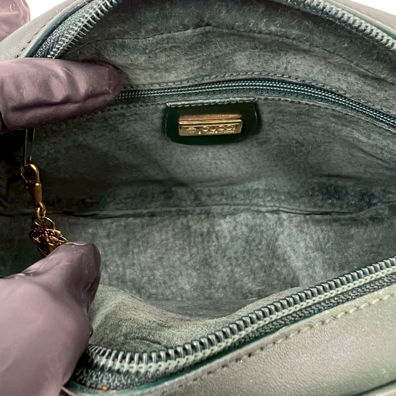 Gucci Vintage GG Logo Leather Shoulder Bag Pochette Crossbody Green — view 9