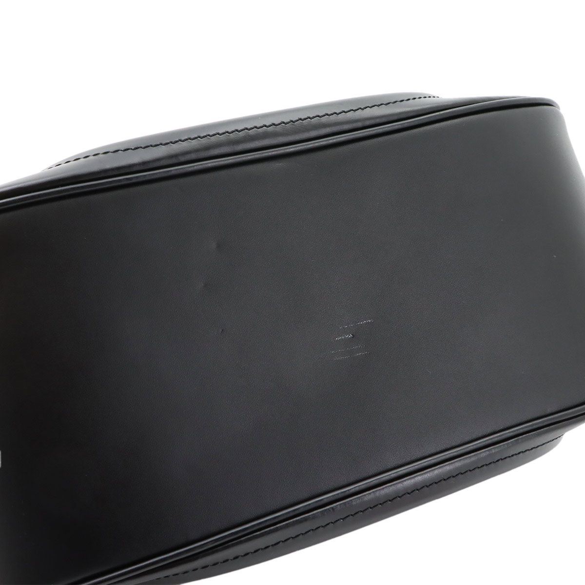 Louis Vuitton Epi Sac Montaigne 2-Way Bag Noir — view 9