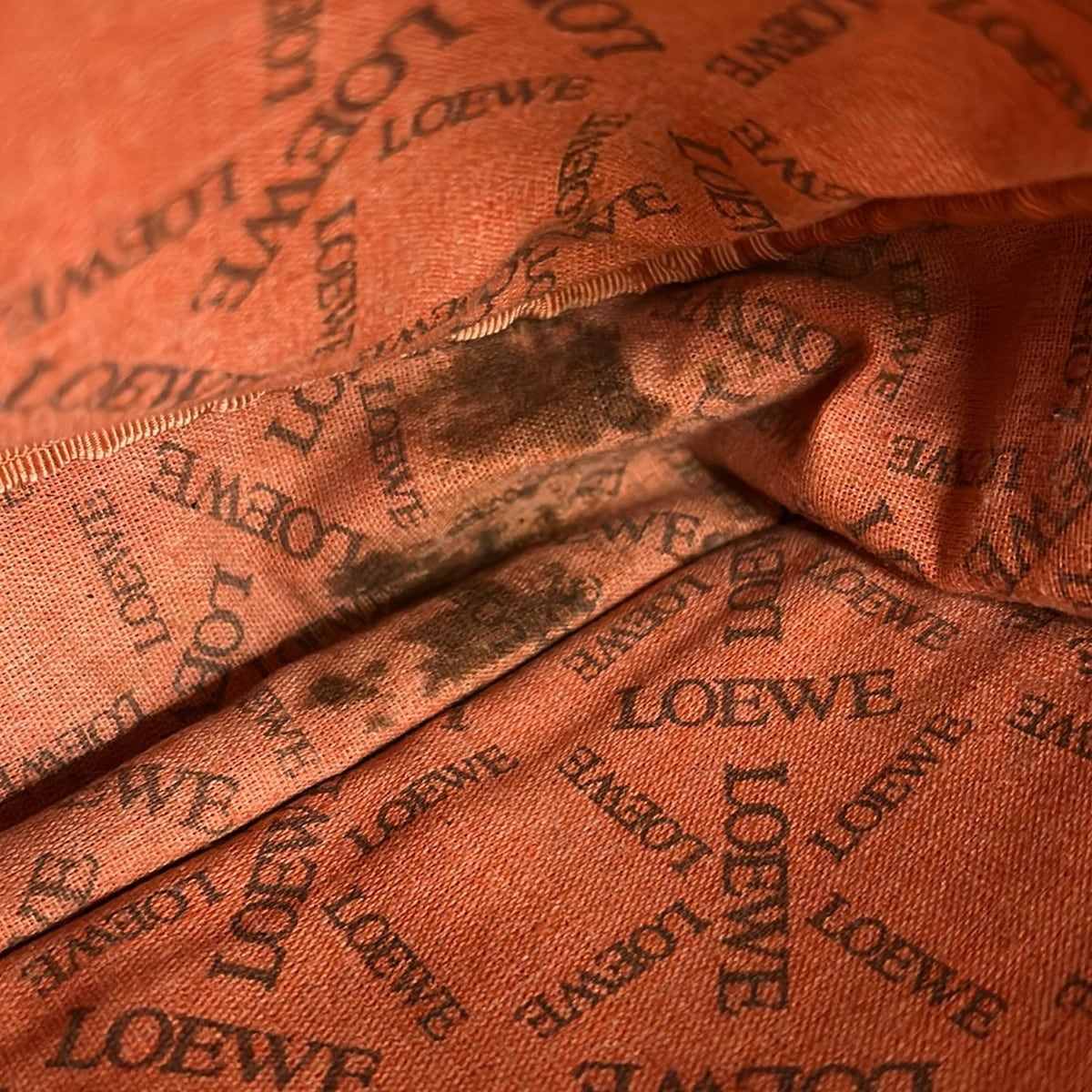 Loewe Shoulder Bag Dark Brown Amazona Embossed Leather — view 9