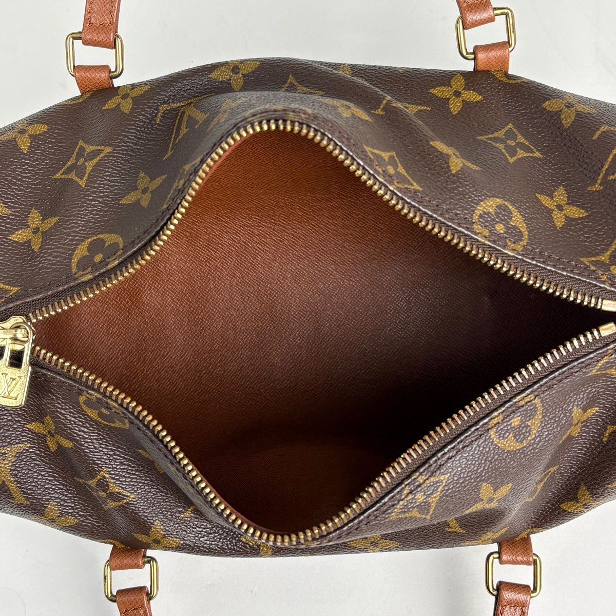 Louis Vuitton Papillon 26 Tube Handbag — view 6