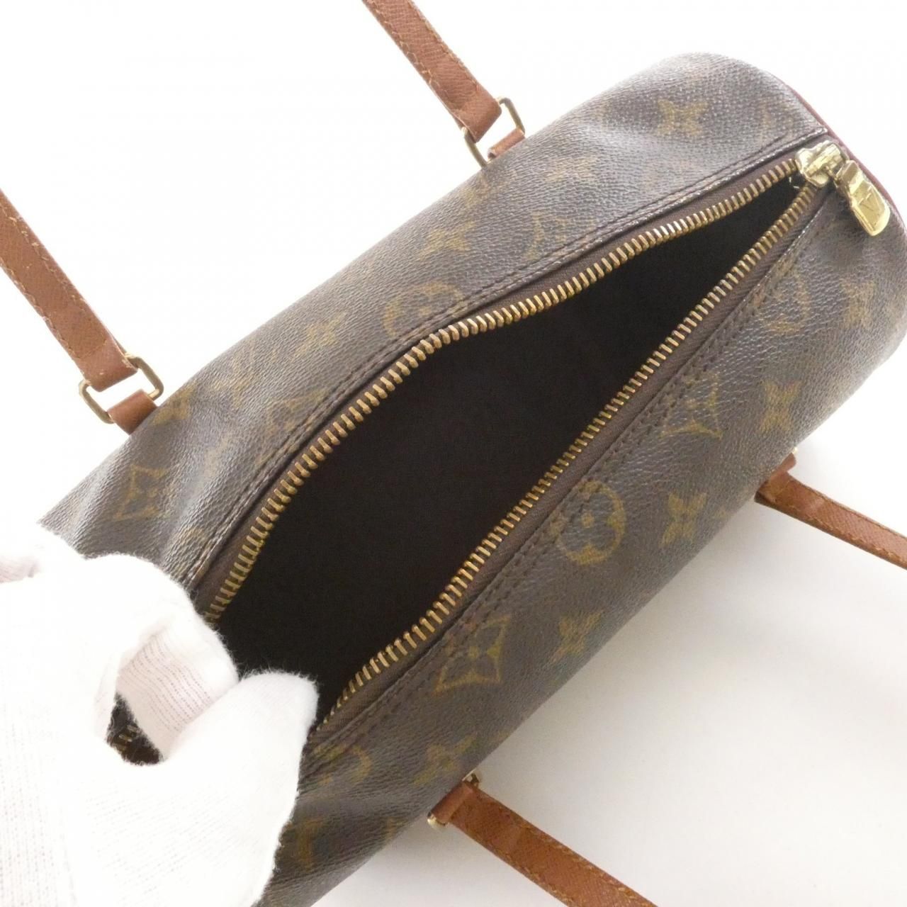 Louis Vuitton Monogram Papillon 26 cm — view 8