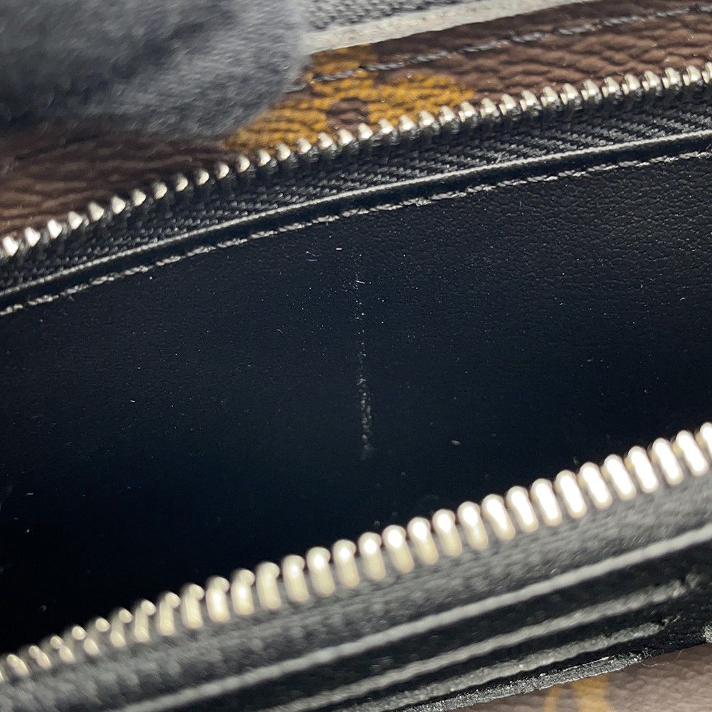 Louis Vuitton Wallet Monogram Macassar Zippy Dragonne Black — view 9